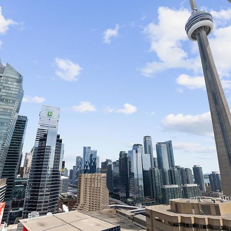 2Bedroom Cn Tower And Water Views - Free Parking - Rooftop Pool โตรอนโต ภายนอก รูปภาพ